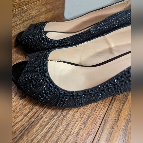 K&M (Kate & Mel) sparkly open toe black heels. size 9.5 - Picture 4 of 11